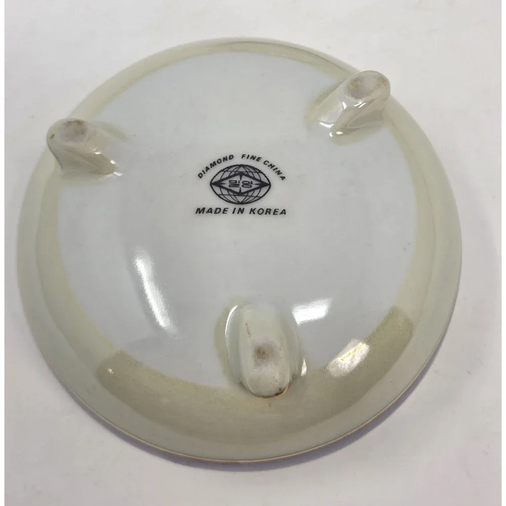 Diamond Fine China Korea Footed Trinket Box Lusterware Lavender‎ Gold Ruffle Lid